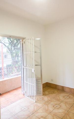 Casa para alugar com 116m², 2 quartos e 1 vagaQuarto 2