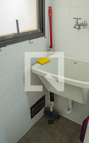 Apartamento para alugar com 30m², 1 quarto e 1 vaga Apartamento para alugar com 30m², 1 quarto e 1 vagaLavanderia