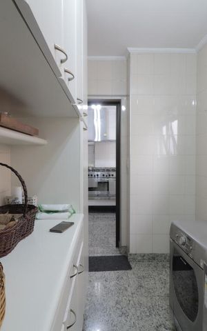 Apartamento à venda com 186m², 3 quartos e 3 vagasArea de serviço 