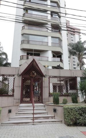 Apartamento à venda com 186m², 3 quartos e 3 vagasFachada