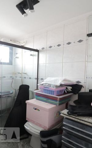 Apartamento à venda com 186m², 3 quartos e 3 vagasBanheiro da Suite 1
