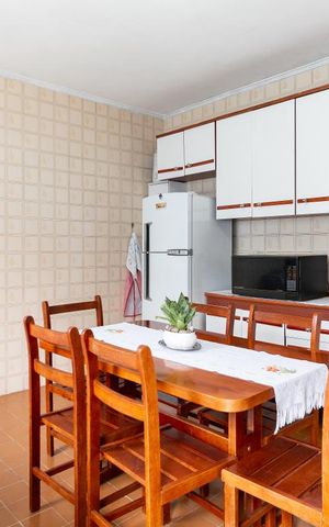 Casa para alugar com 60m², 1 quarto e 4 vagasCozinha