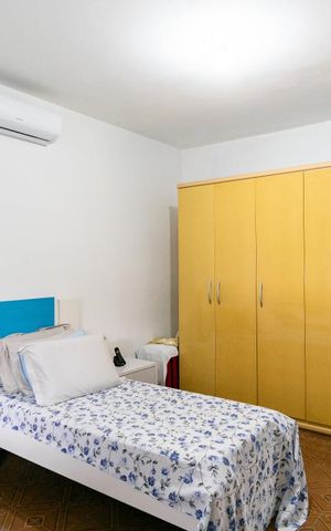 Casa para alugar com 60m², 1 quarto e 4 vagasQuarto