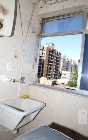 Apartamento à venda com 94m², 3 quartos e 1 vagaÁrea de Serviço