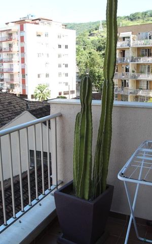 Apartamento à venda com 94m², 3 quartos e 1 vagaVaranda