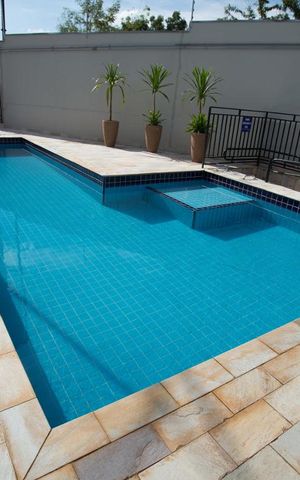 Apartamento para alugar com 42m², 2 quartos e 1 vagaÁrea comum - piscinas