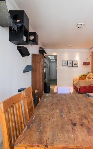 Apartamento à venda com 128m², 3 quartos e 1 vaga Apartamento à venda com 128m², 3 quartos e 1 vagaSala