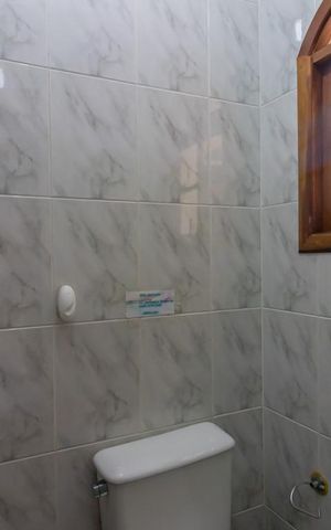 Casa à venda com 532m², 4 quartos e 5 vagas Casa à venda com 532m², 4 quartos e 5 vagasLavabo da Casa 2