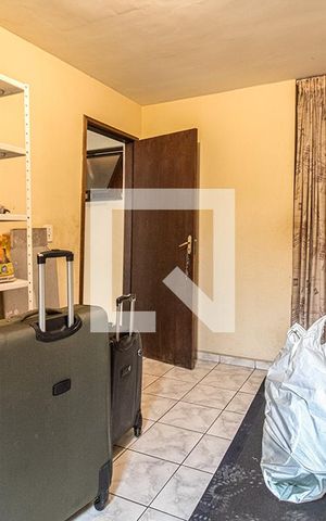 Casa à venda com 210m², 3 quartos e 5 vagas Casa à venda com 210m², 3 quartos e 5 vagasQuarto de Serviço