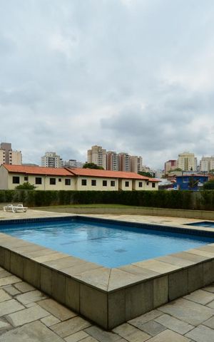 Apartamento para alugar com 58m², 2 quartos e 1 vagaÁrea comum - Piscina