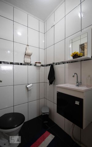 Casa à venda com 125m², 3 quartos e 2 vagasBanheiro de Serviço