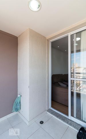 Apartamento para alugar com 56m², 2 quartos e 1 vagaVaranda