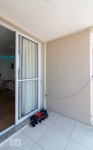 Apartamento para alugar com 56m², 2 quartos e 1 vagaVaranda
