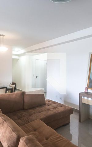 Apartamento à venda com 130m², 3 quartos e 2 vagas Apartamento à venda com 130m², 3 quartos e 2 vagasSala de estar