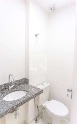 Apartamento à venda com 130m², 3 quartos e 2 vagas Apartamento à venda com 130m², 3 quartos e 2 vagasLavabo