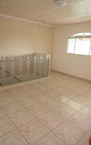 Casa à venda com 212m², 3 quartos e 1 vaga Casa à venda com 212m², 3 quartos e 1 vagasala