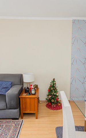 Apartamento à venda com 55m², 2 quartos e 1 vaga Apartamento à venda com 55m², 2 quartos e 1 vagaSala