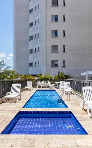 Apartamento para alugar com 75m², 3 quartos e 2 vagasÁrea comum - Piscina
