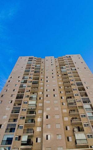Apartamento à venda com 64m², 3 quartos e 1 vaga Apartamento à venda com 64m², 3 quartos e 1 vagaFachada