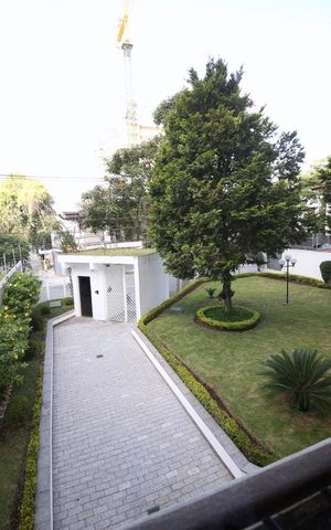 Apartamento à venda com 217m², 3 quartos e 3 vagasVista 