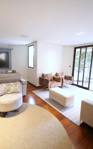 Apartamento à venda com 217m², 3 quartos e 3 vagasSala 