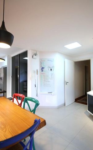 Apartamento à venda com 217m², 3 quartos e 3 vagasCopa