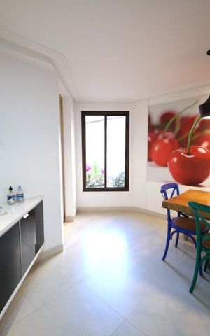 Apartamento à venda com 217m², 3 quartos e 3 vagasCopa