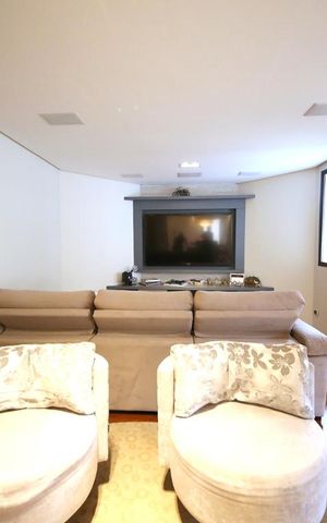 Apartamento à venda com 217m², 3 quartos e 3 vagasSala 