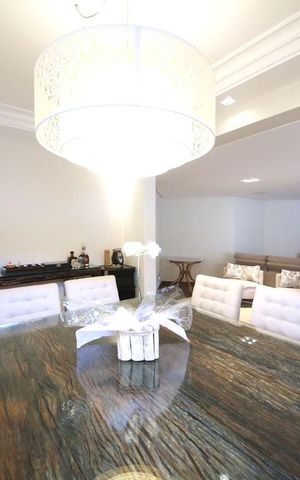 Apartamento à venda com 217m², 3 quartos e 3 vagasSala de Jantar