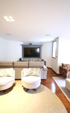 Apartamento à venda com 217m², 3 quartos e 3 vagasSala 
