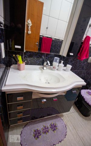 Casa à venda com 306m², 3 quartos e 4 vagasBanheiro Social