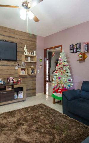Casa à venda com 306m², 3 quartos e 4 vagasSala