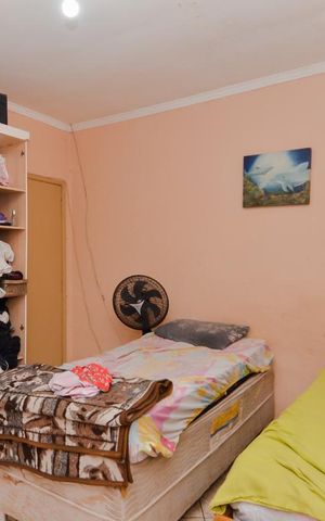 Casa à venda com 400m², 4 quartos e 4 vagas Casa à venda com 400m², 4 quartos e 4 vagasQuarto 2 - Casa 1