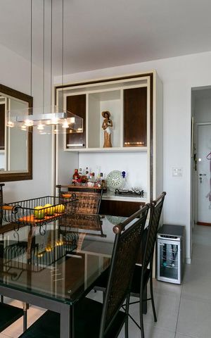 Apartamento à venda com 76m², 2 quartos e 2 vagasSala