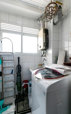 Apartamento à venda com 76m², 2 quartos e 2 vagasÁrea de Serviço