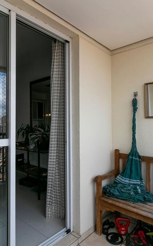 Apartamento à venda com 76m², 2 quartos e 2 vagasVaranda