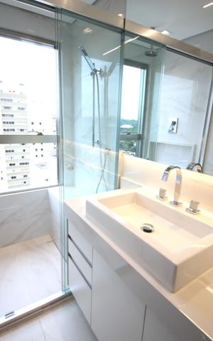 Apartamento à venda com 70m², 1 quarto e 2 vagasBanheiro
