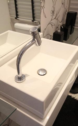 Apartamento para alugar com 82m², 2 quartos e 2 vagasBanheiro