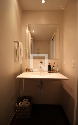Casa à venda com 400m², 4 quartos e 5 vagasLavabo