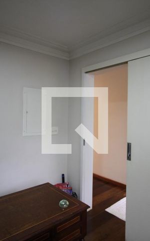 Casa à venda com 400m², 4 quartos e 5 vagasEscritório