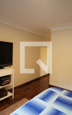 Casa à venda com 400m², 4 quartos e 5 vagasQuarto 4 - Suíte