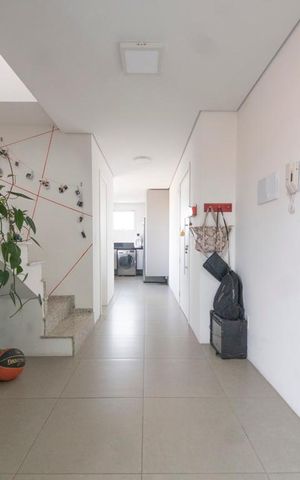 Apartamento à venda com 105m², 2 quartos e 2 vagasSala