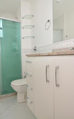 Apartamento à venda com 70m², 2 quartos e sem vagaBanheiro