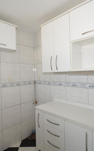 Apartamento à venda com 70m², 2 quartos e sem vagaCozinha e Área de Serviço