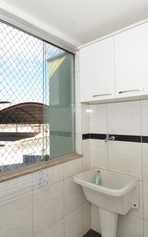 Apartamento à venda com 70m², 2 quartos e sem vagaCozinha e Área de Serviço