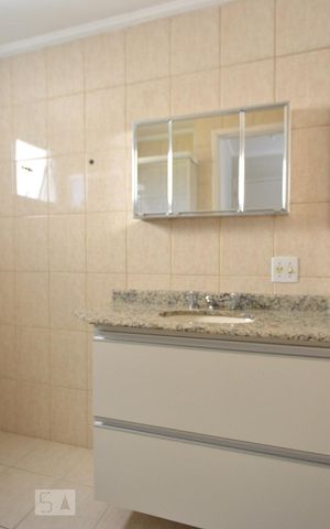 Apartamento à venda com 68m², 3 quartos e 1 vagaBanheiro da suite