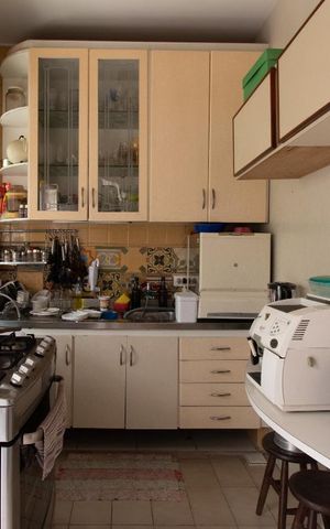 Casa de condomínio à venda com 254m², 3 quartos e 1 vaga Casa de condomínio à venda com 254m², 3 quartos e 1 vagaCozinha