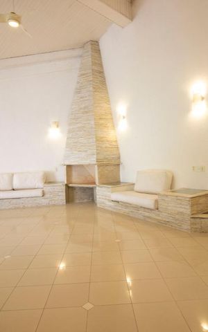 Casa à venda com 1140m², 8 quartos e 8 vagasSala 2