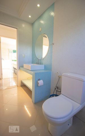 Casa à venda com 1140m², 8 quartos e 8 vagasBanheiro Social