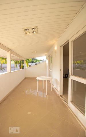 Casa à venda com 1140m², 8 quartos e 8 vagasvaranda